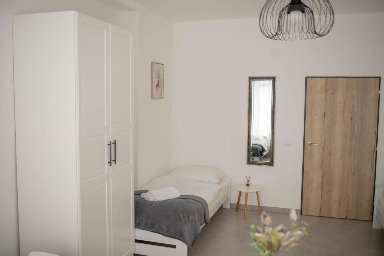 Apartamento Rezidence Kbely - Free Parking Praga