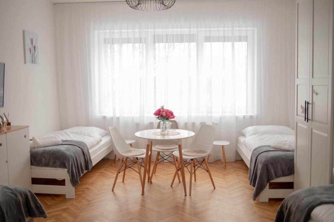 Apartamento Rezidence Kbely - Free Parking Praga
